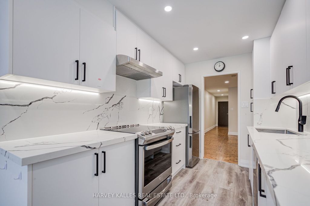 Photo of 3000 Bathurst Street #109, Toronto, ON M6B 3B4 (MLS # C12710832)