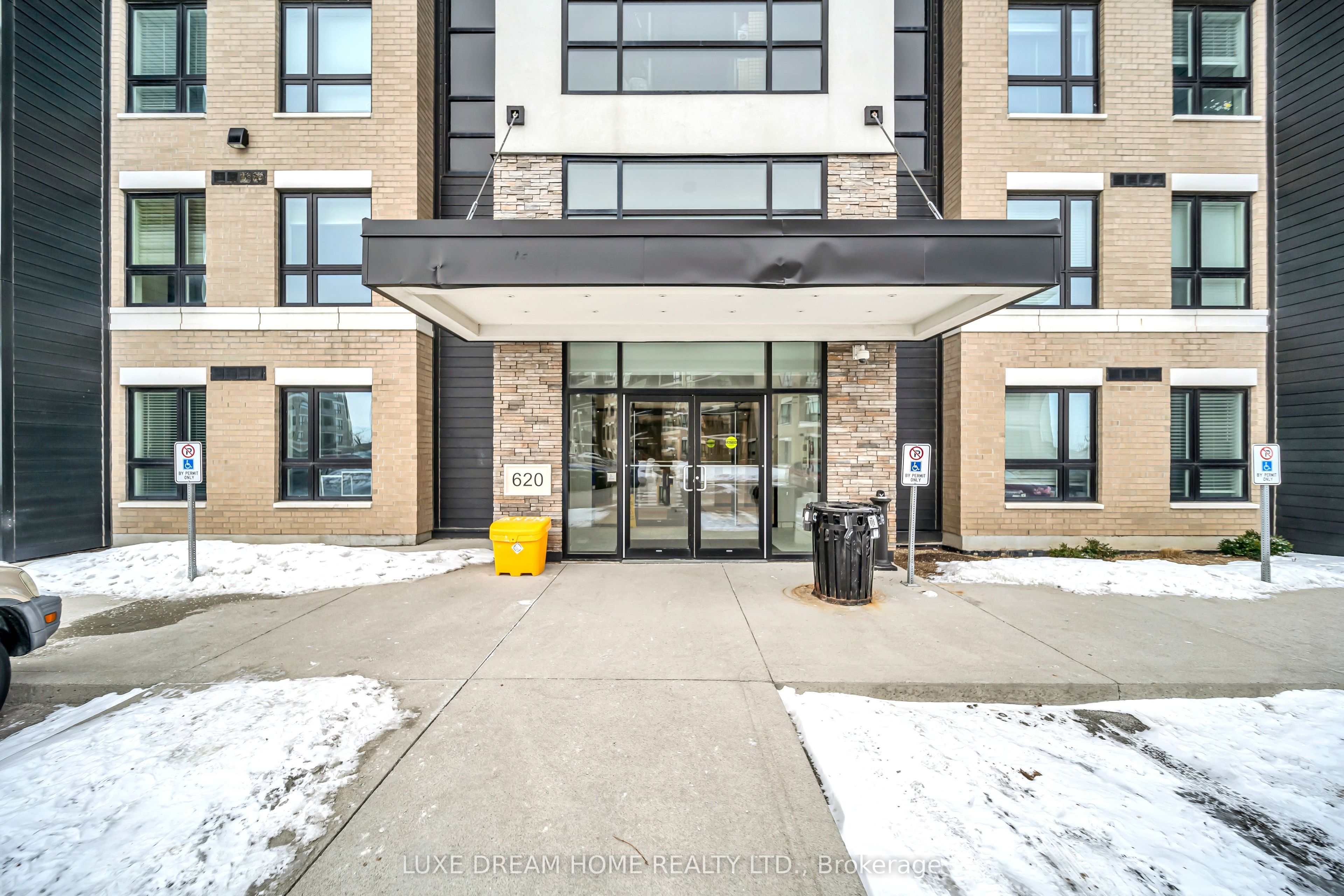 620 Sauve Street E 206
