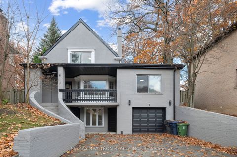 6 Woodvale Crescent Toronto ON M4C 5N5