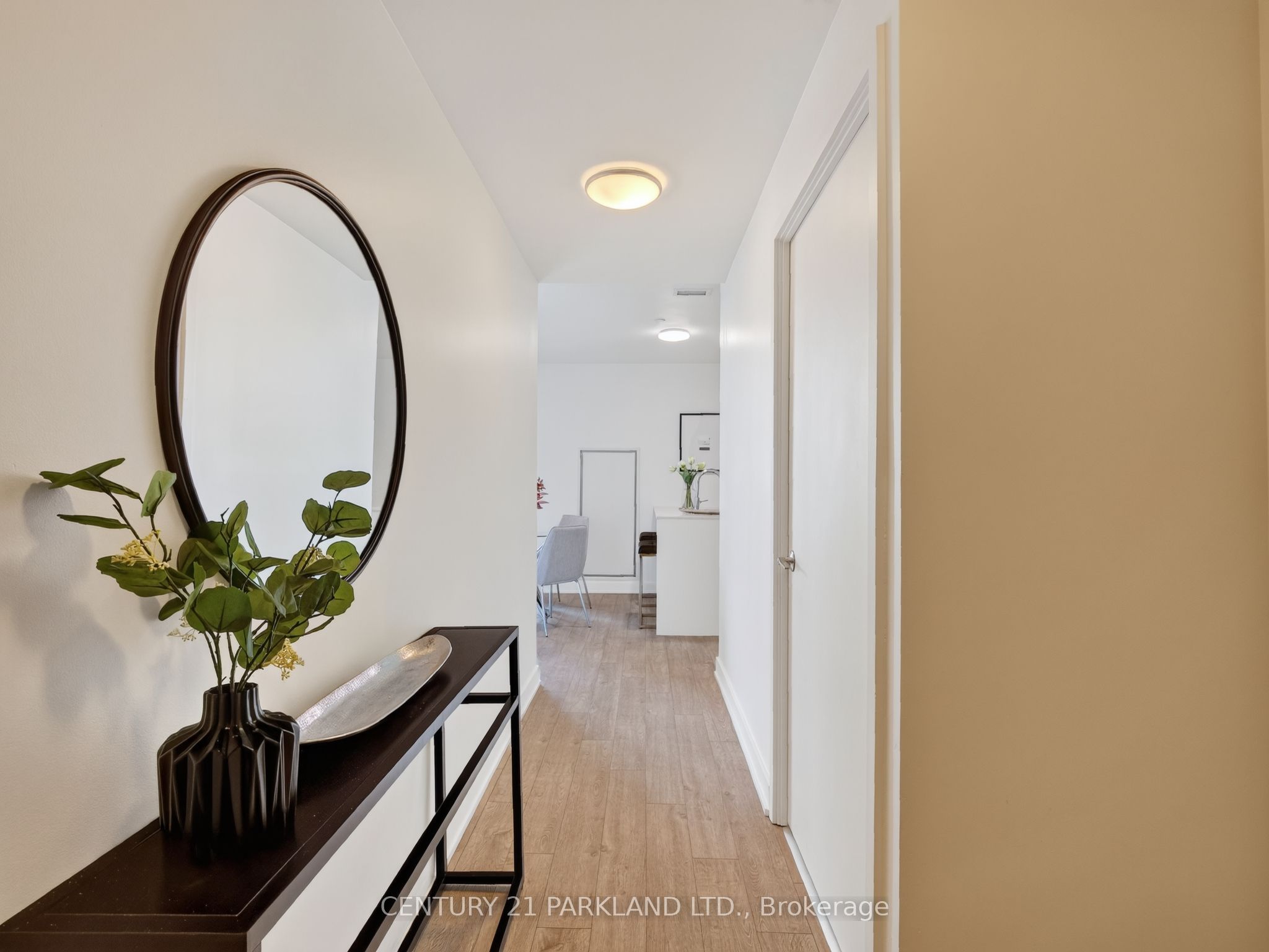 15 Baseball Place N 923