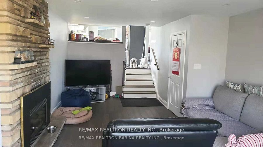 Photo of 157 Darlingside Drive, Toronto, ON M1E 3P4 (MLS # E13702686)
