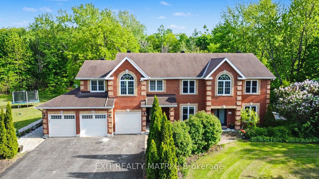Photo of 1322 Du Gouverneur Drive, Orleans - Cumberland and Area, ON K4C 1E2 (MLS # X13722904)