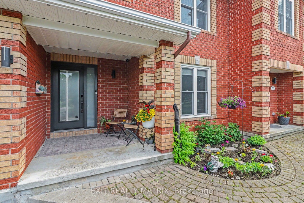 Photo of 1322 Du Gouverneur Drive, Orleans - Cumberland and Area, ON K4C 1E2 (MLS # X13722904)