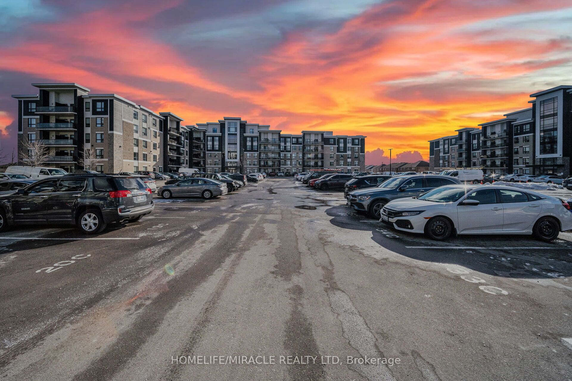 640 Sauve Street 420