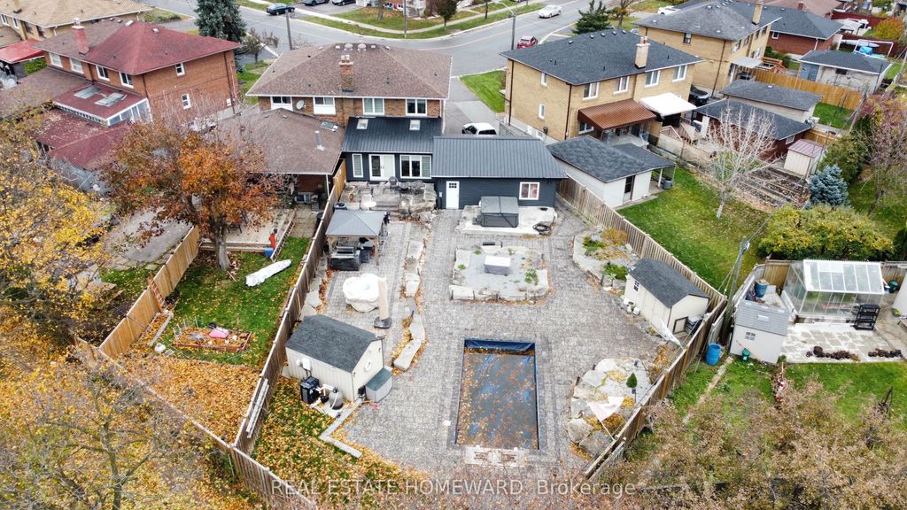 Photo of 18 Wyndcliff Crescent, Toronto, ON M4A 2K1 (MLS # C12548804)