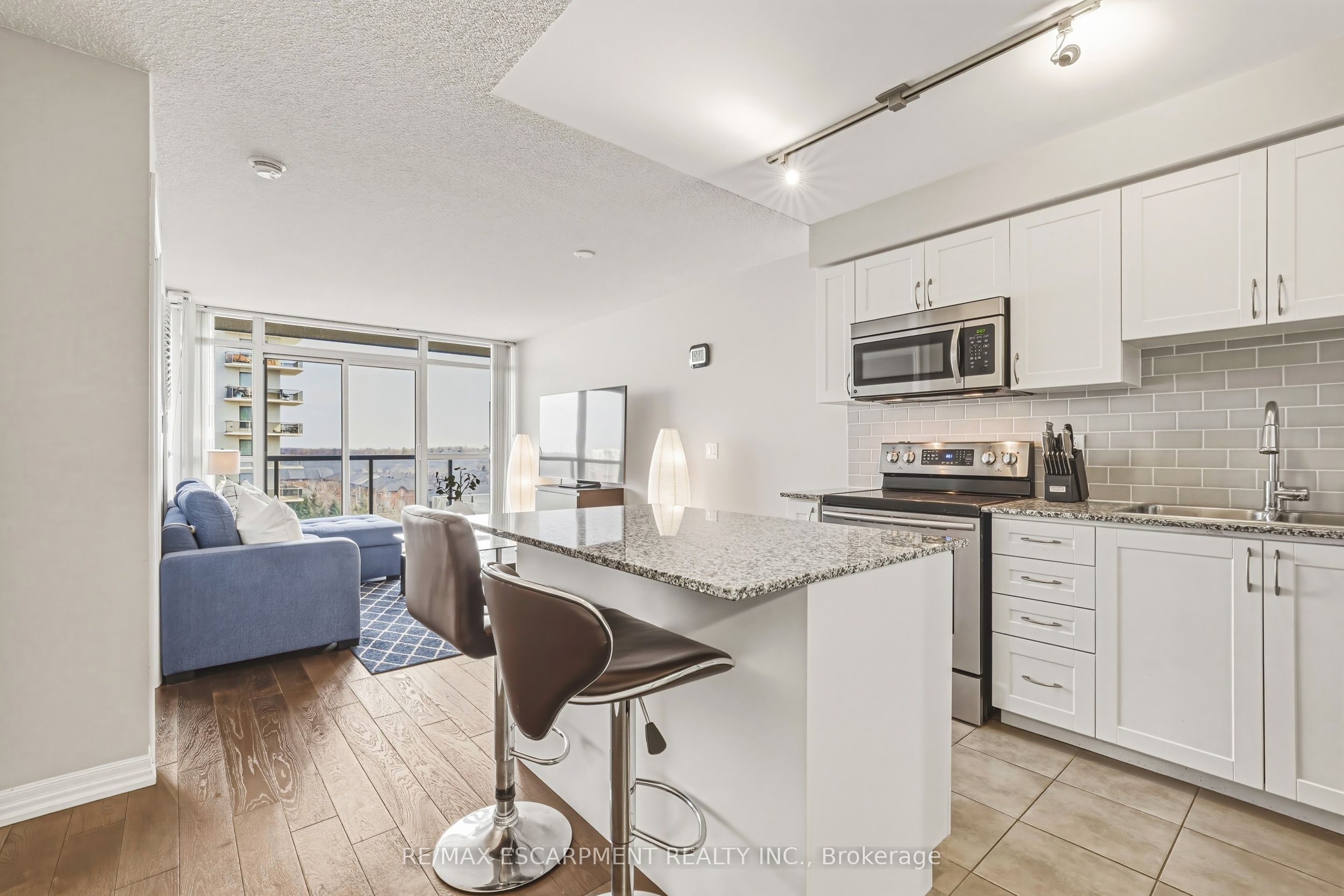 1940 Ironstone Drive 610