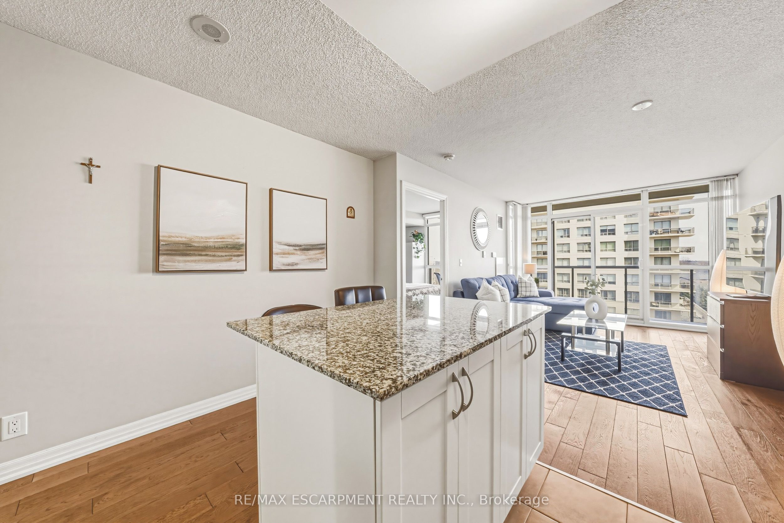 1940 Ironstone Drive 610