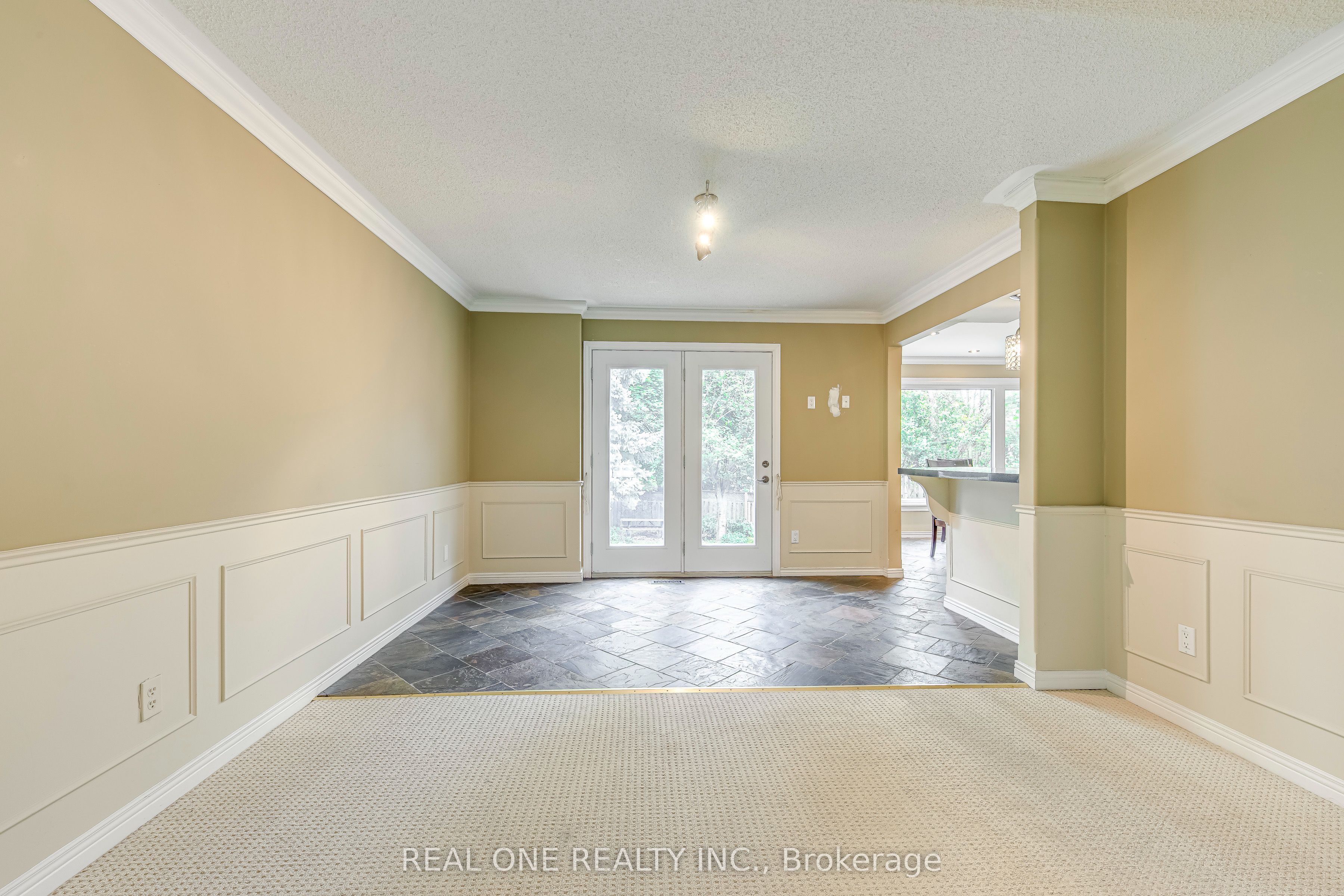 1236 Woodview Drive