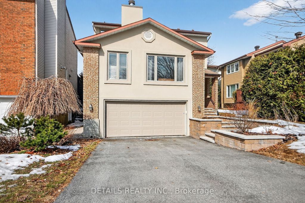 Photo of 37 Gillespie Crescent N, Hunt Club - Windsor Park Village and Area, ON K1V 0C1 (MLS # X12883342)