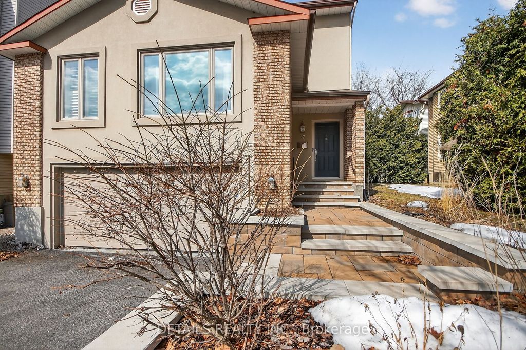 Photo of 37 Gillespie Crescent N, Hunt Club - Windsor Park Village and Area, ON K1V 0C1 (MLS # X12883342)