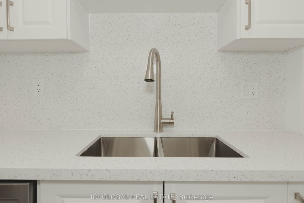 Photo of 390 Dixon Road SE #1202, Toronto, ON M9R 1T4 (MLS # W12386759)