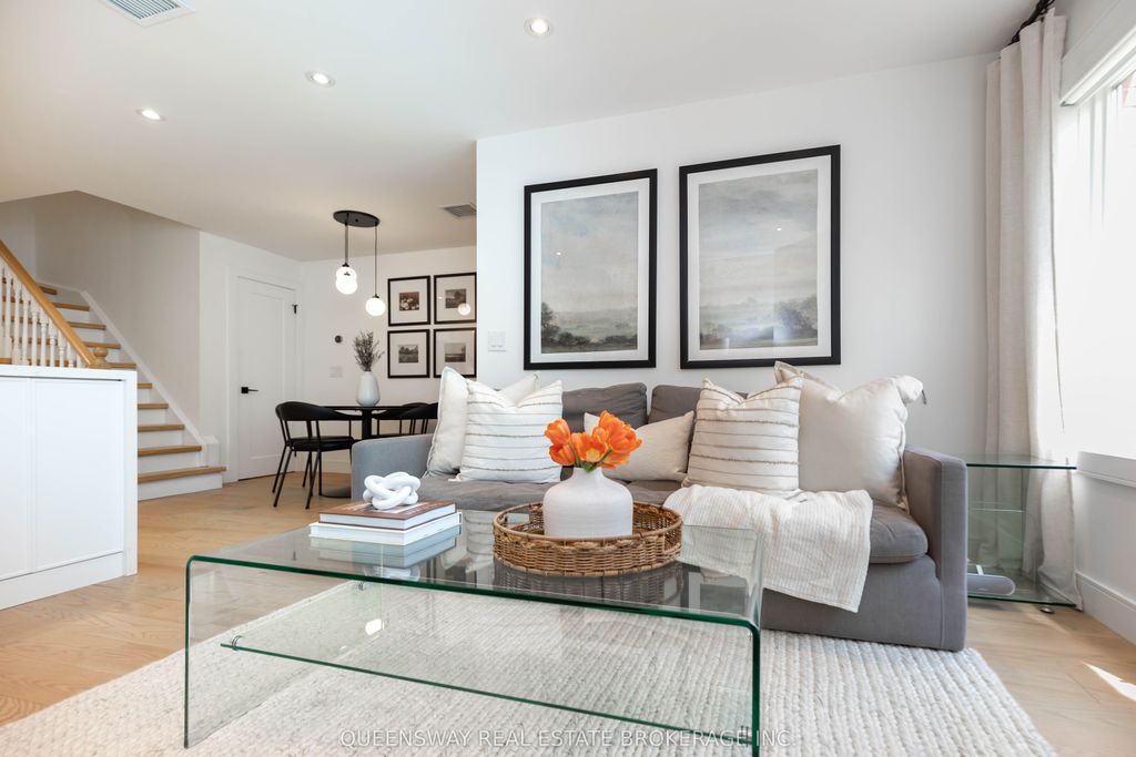 Photo of 232 St. George Street #19, Toronto, ON M5R 2N5 (MLS # C12879008)