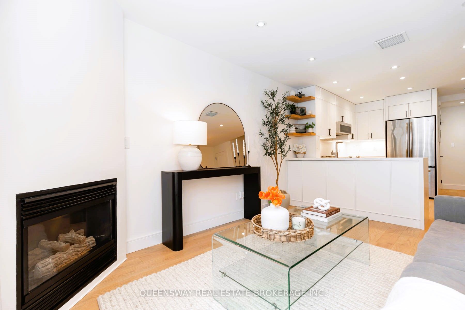 232 St. George Street 19