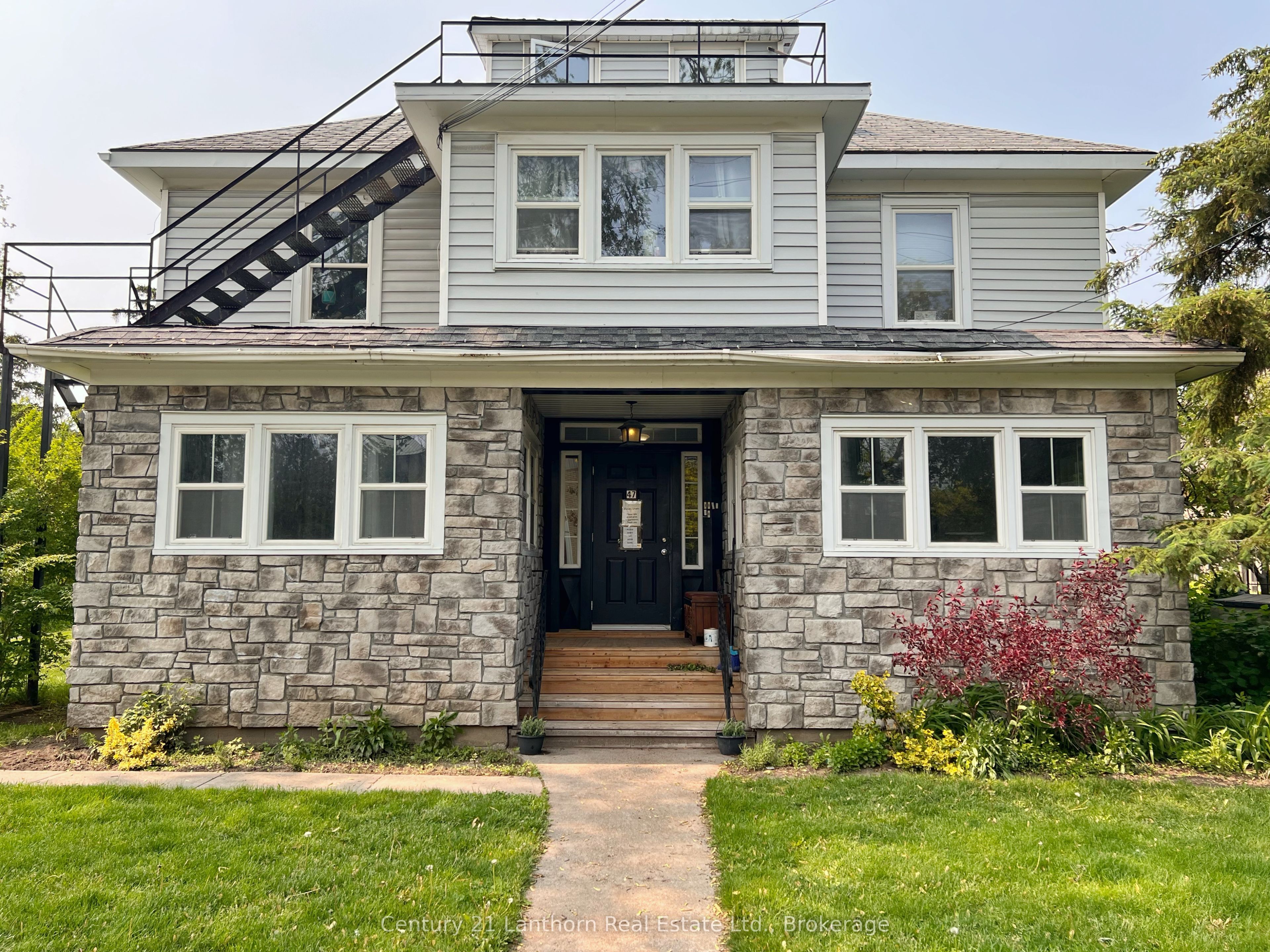 Photo 1 of 4 — 47 King Street, Prince Edward County, ON K0K 2T0