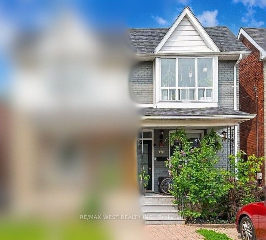 Photo of 22 Royal Street, Toronto, ON M6N 3Z4 (MLS # W12458954)