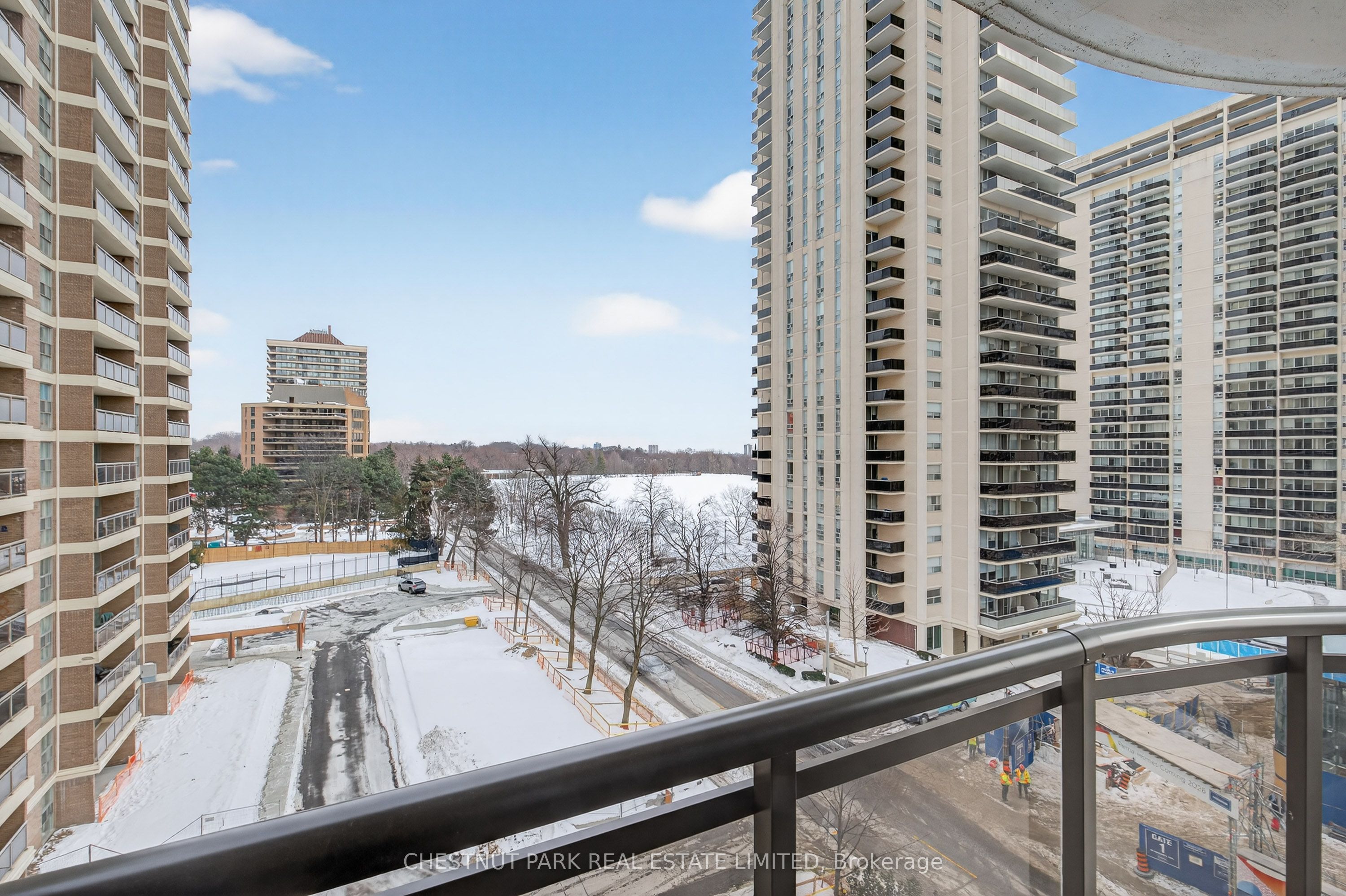 40 Rosehill Avenue 604