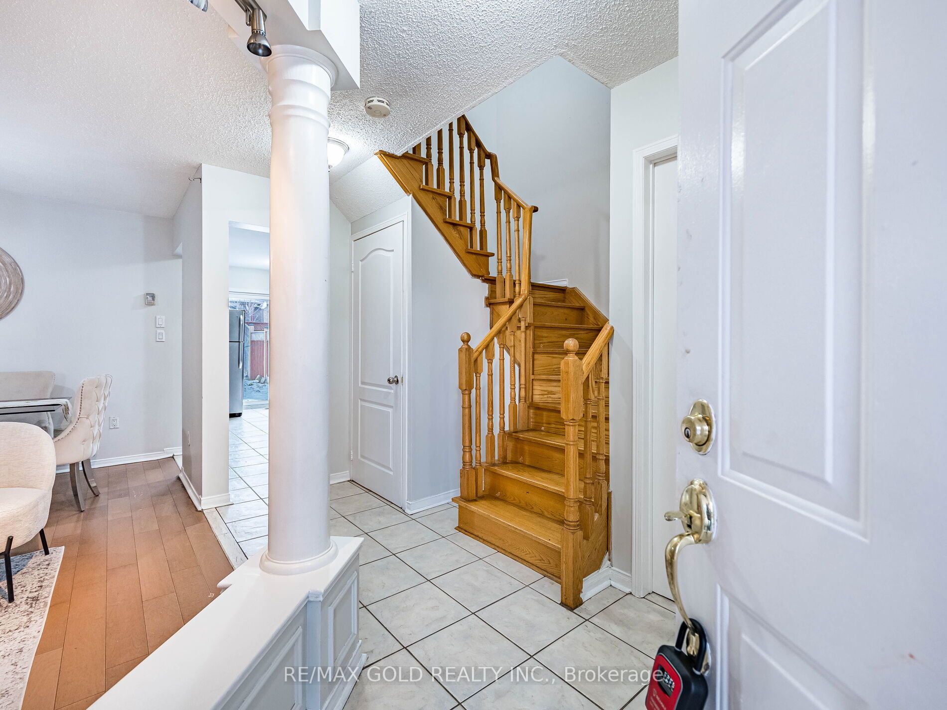 33 Fiddleneck Crescent