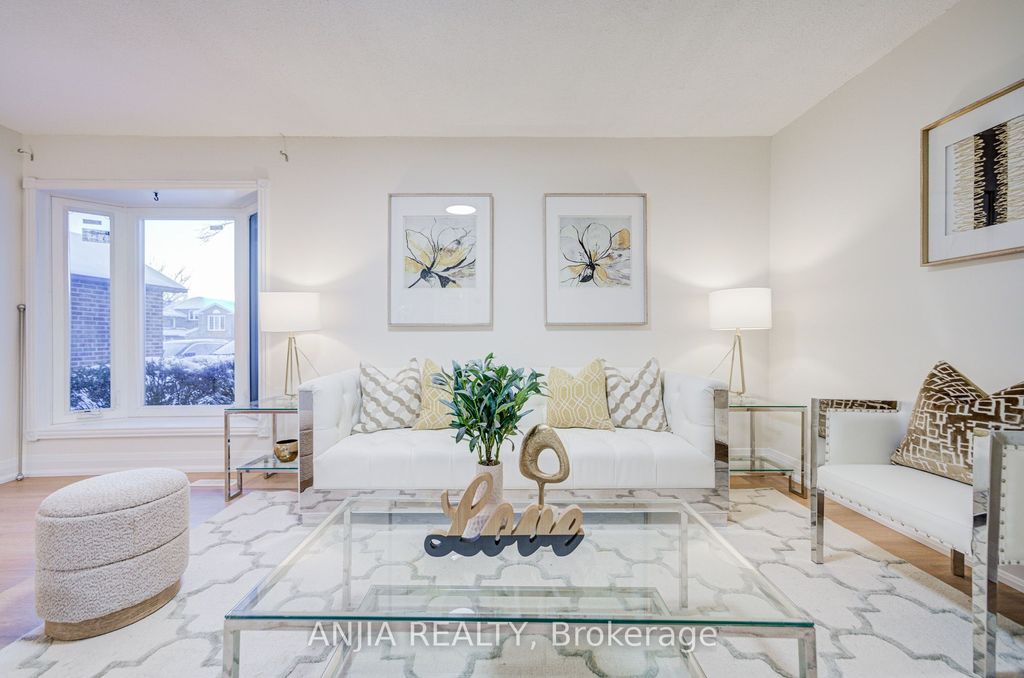 Photo of 8 Barnwell Drive, Toronto, ON M1V 1Y8 (MLS # E12629108)