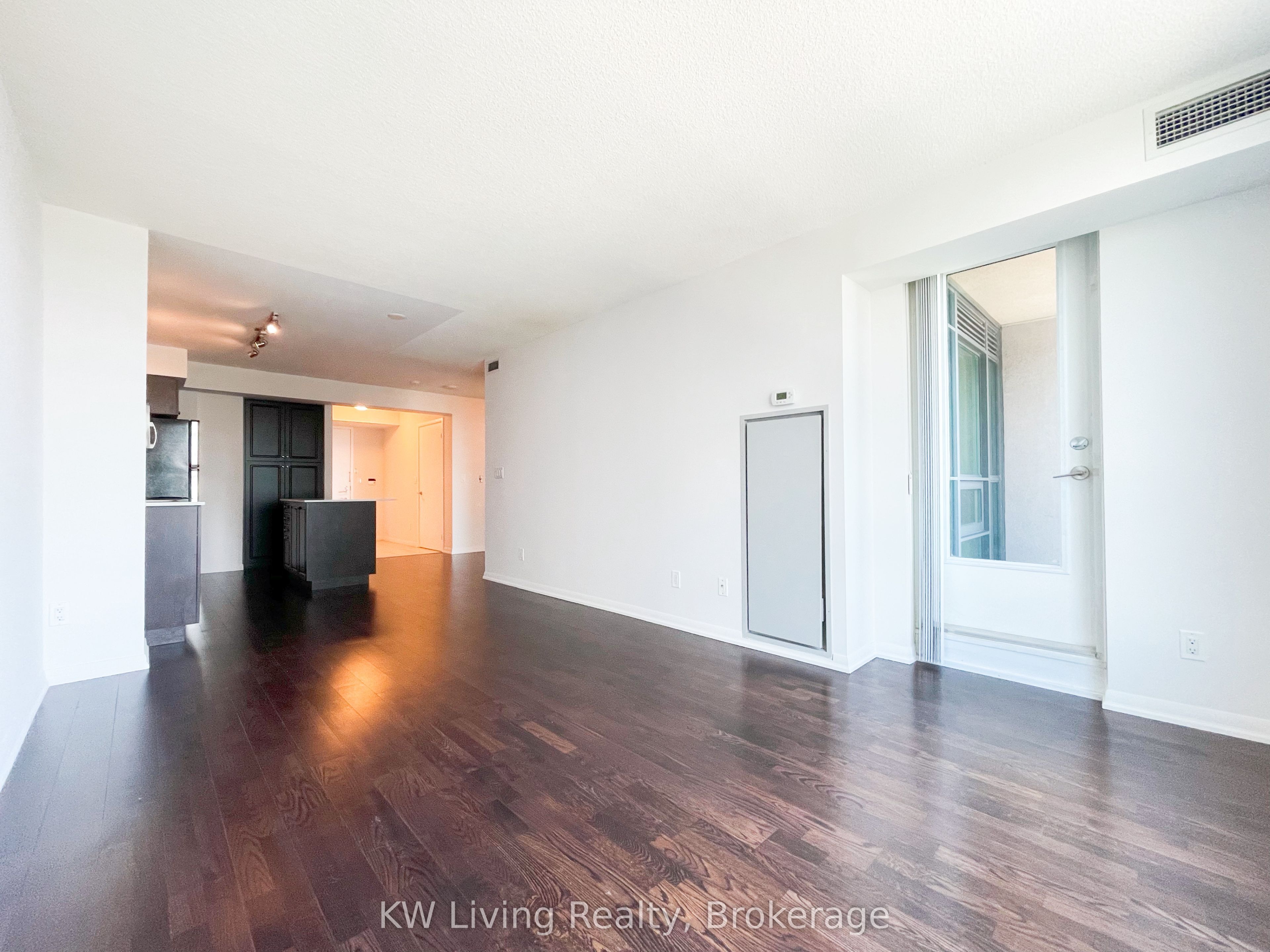 215 Fort York Boulevard 1408