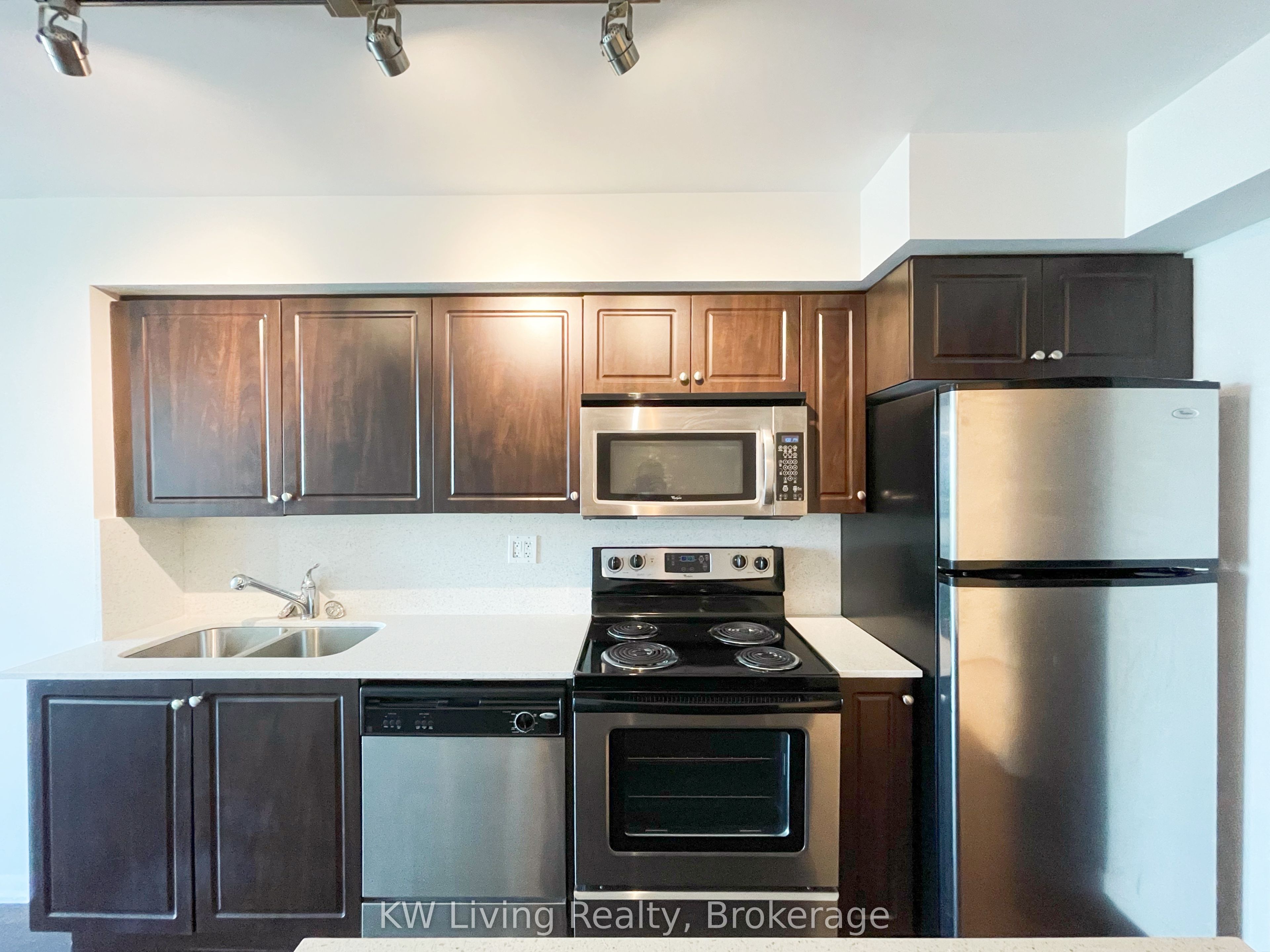 215 Fort York Boulevard 1408