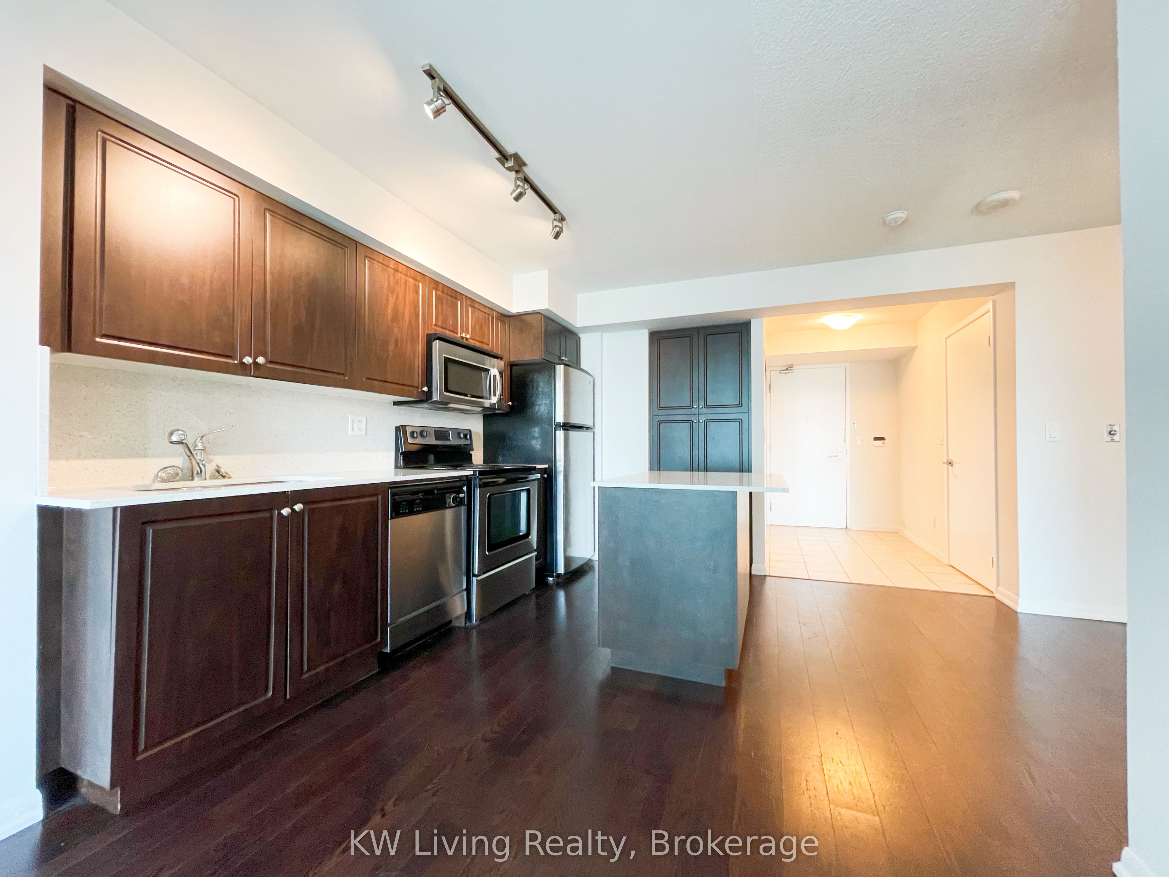 215 Fort York Boulevard 1408