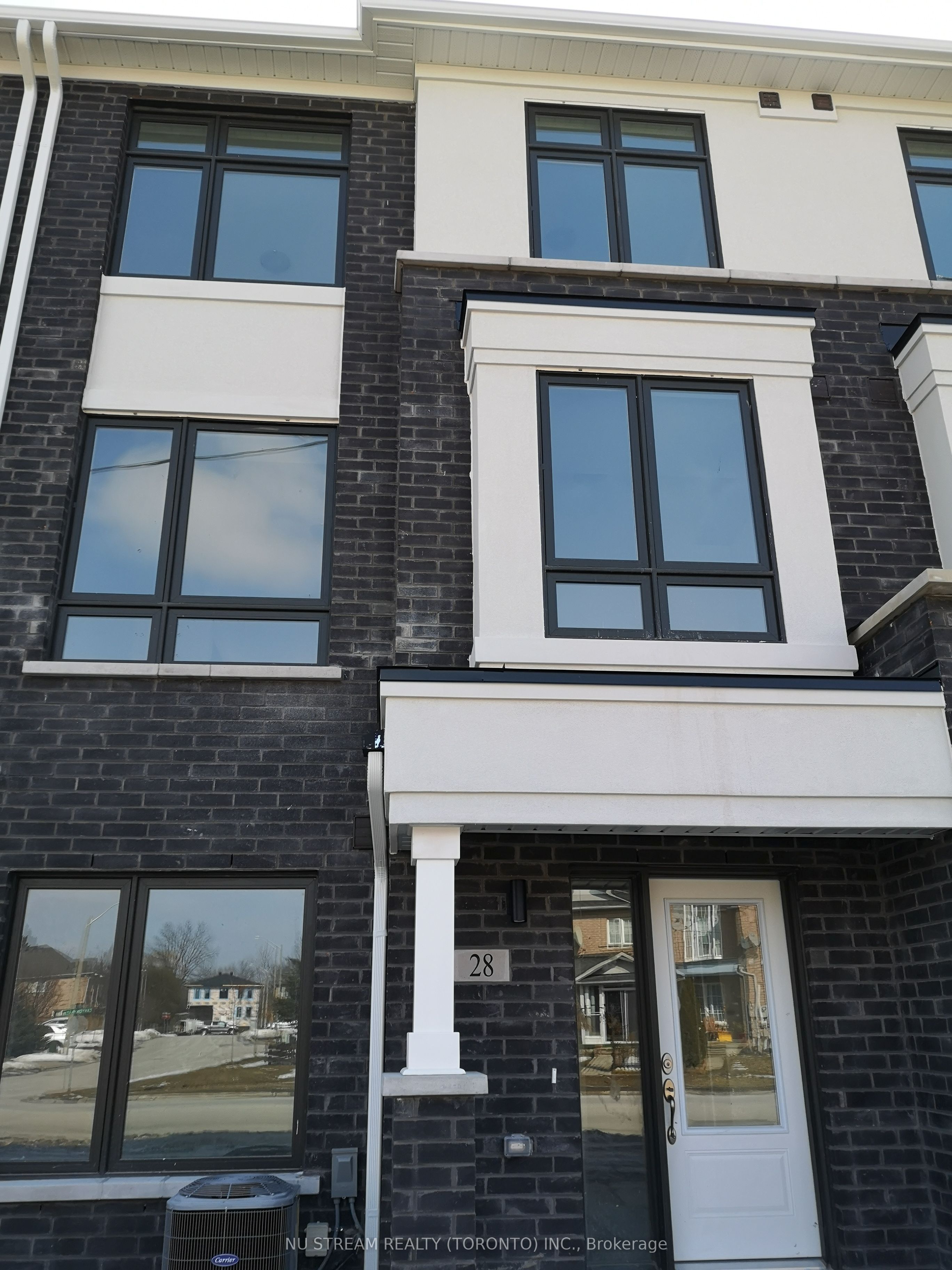 28 James Noble Lane
