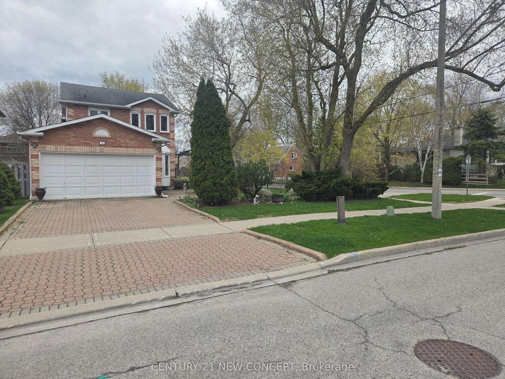 Photo of 74 Dunsmore Crescent, Richmond Hill, ON L4C 0C5 (MLS # N13076392)