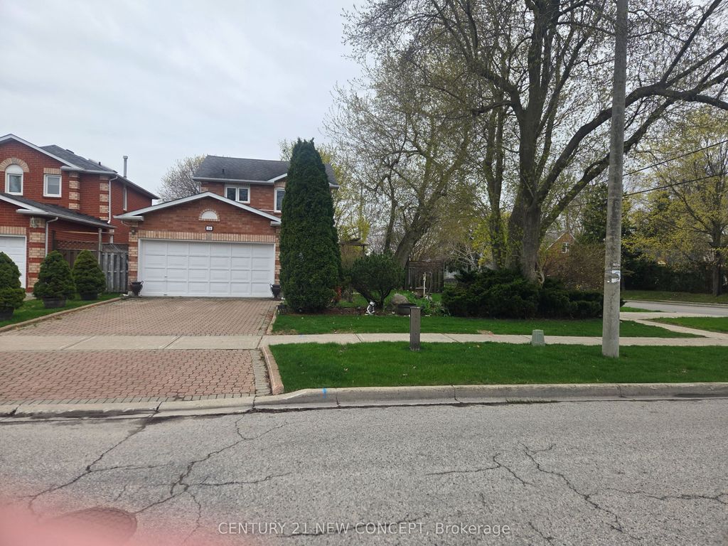 Photo of 74 Dunsmore Crescent, Richmond Hill, ON L4C 0C5 (MLS # N13076392)
