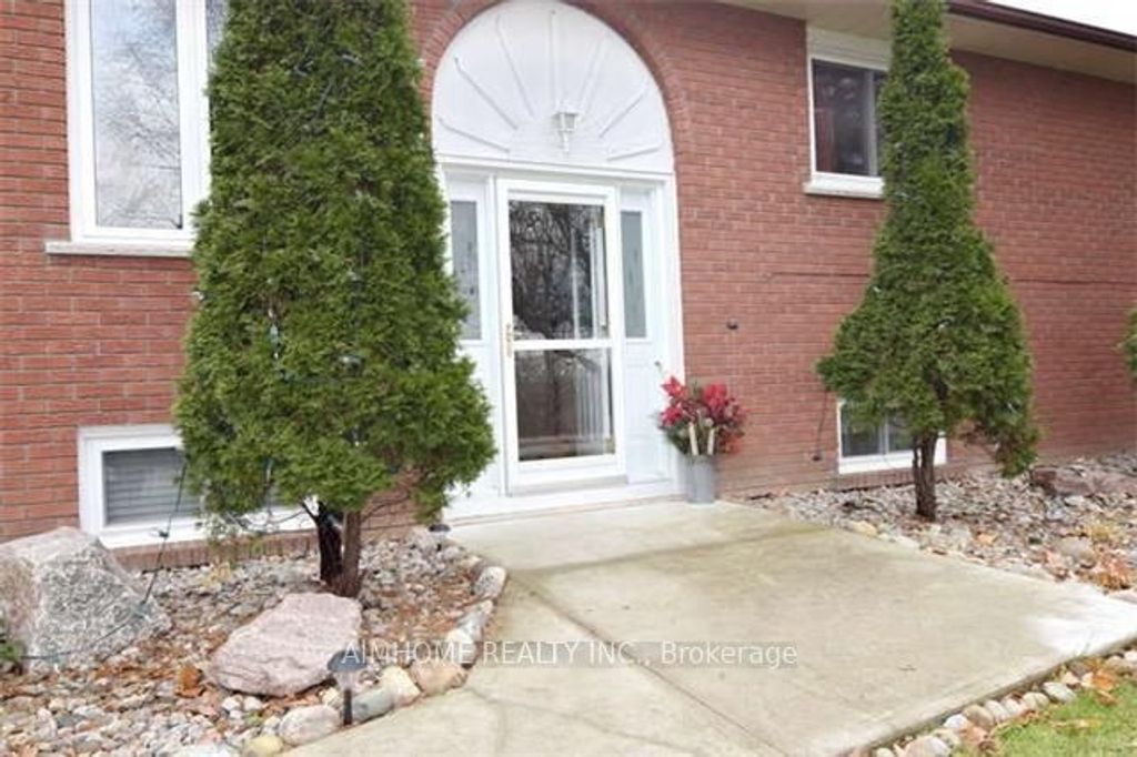 Photo of 133 Church Street, Georgina, ON L4P 1J4 (MLS # N12863792)