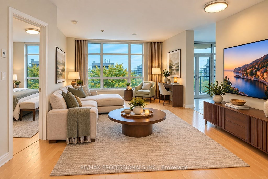 Photo of 1135 Royal York Road #816, Toronto, ON M9A 0C3 (MLS # W13848398)