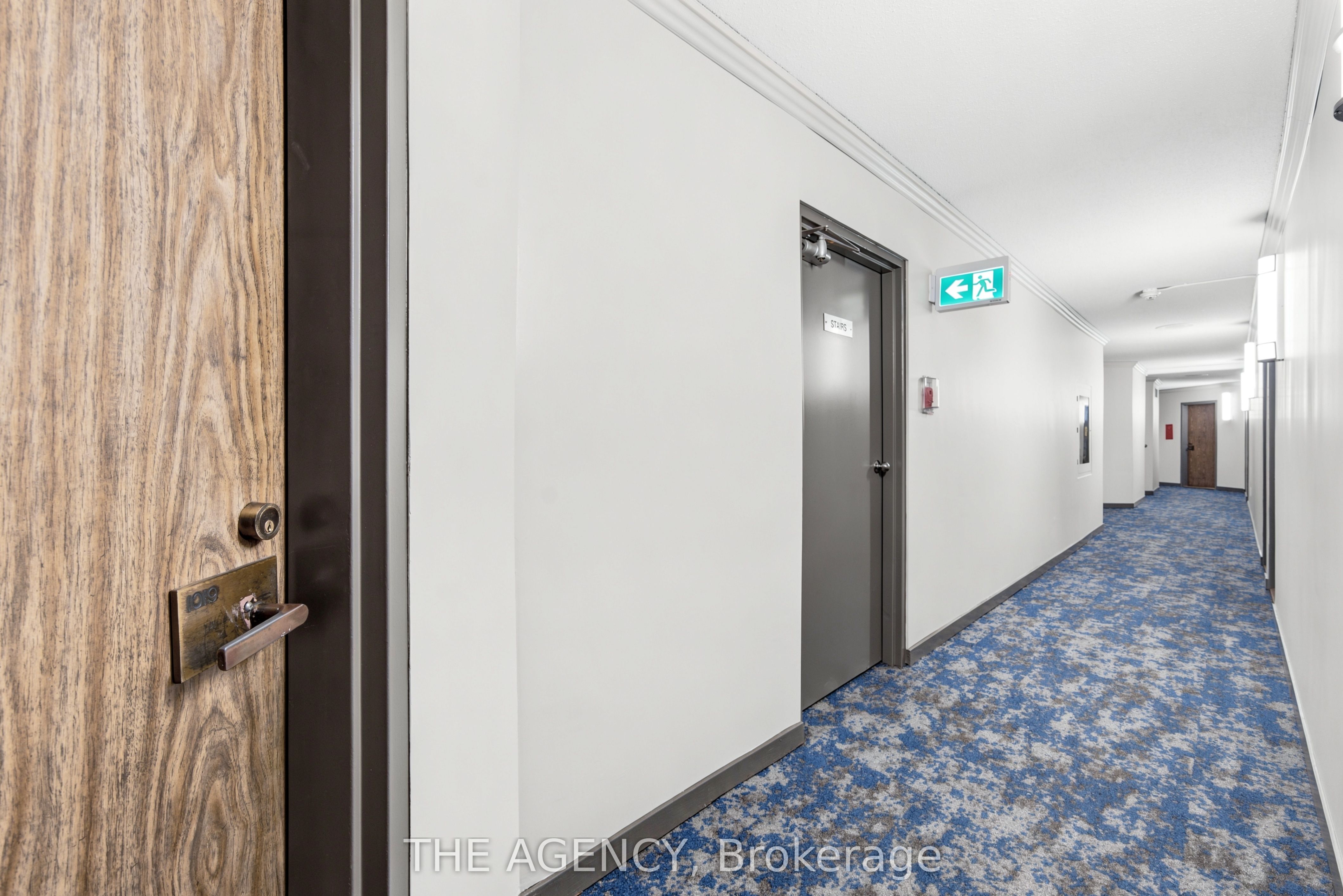 2360 Dundas Street W 1019B