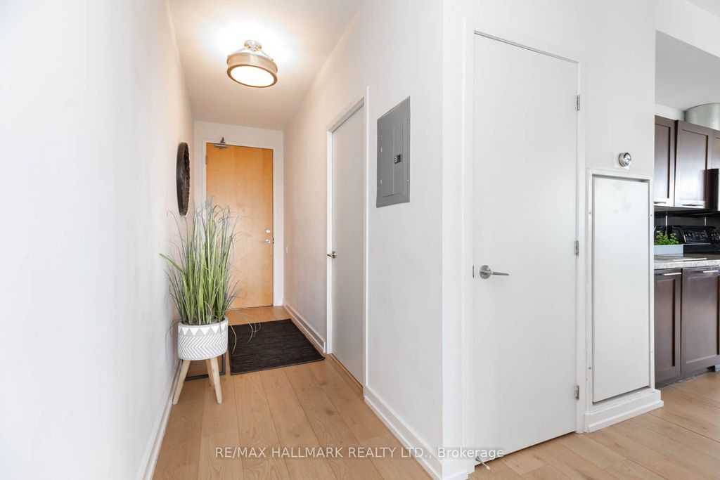 Photo of 33 Mill Street #1502, Toronto, ON M5A 3R3 (MLS # C12994132)