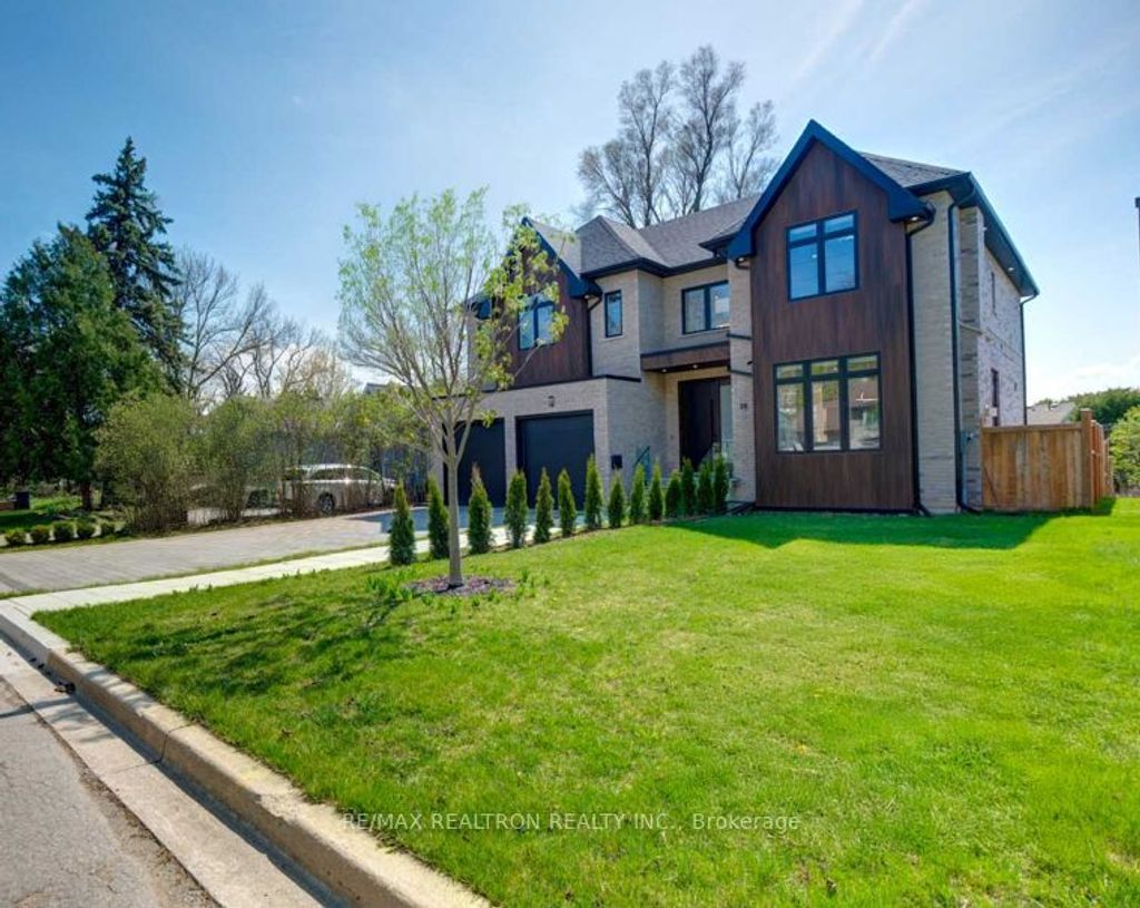 Photo of 28 Ternhill Crescent, Toronto, ON M3C 2E5 (MLS # C12301476)