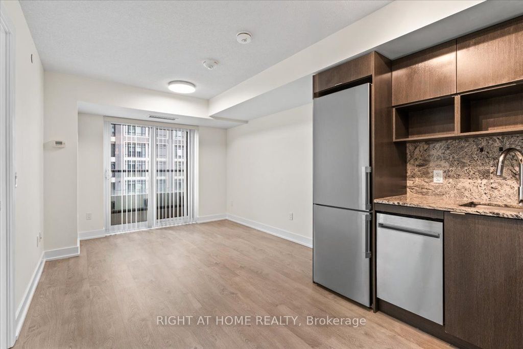 Photo of 9 Mabelle Avenue #521, Toronto, ON M9A 4X7 (MLS # W12869148)