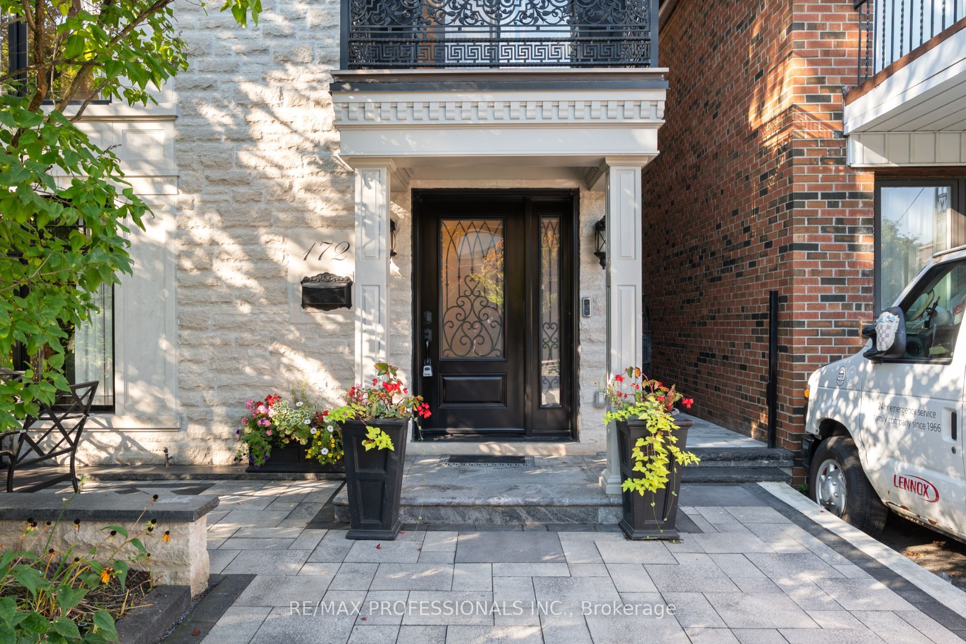 172 Humbercrest Boulevard