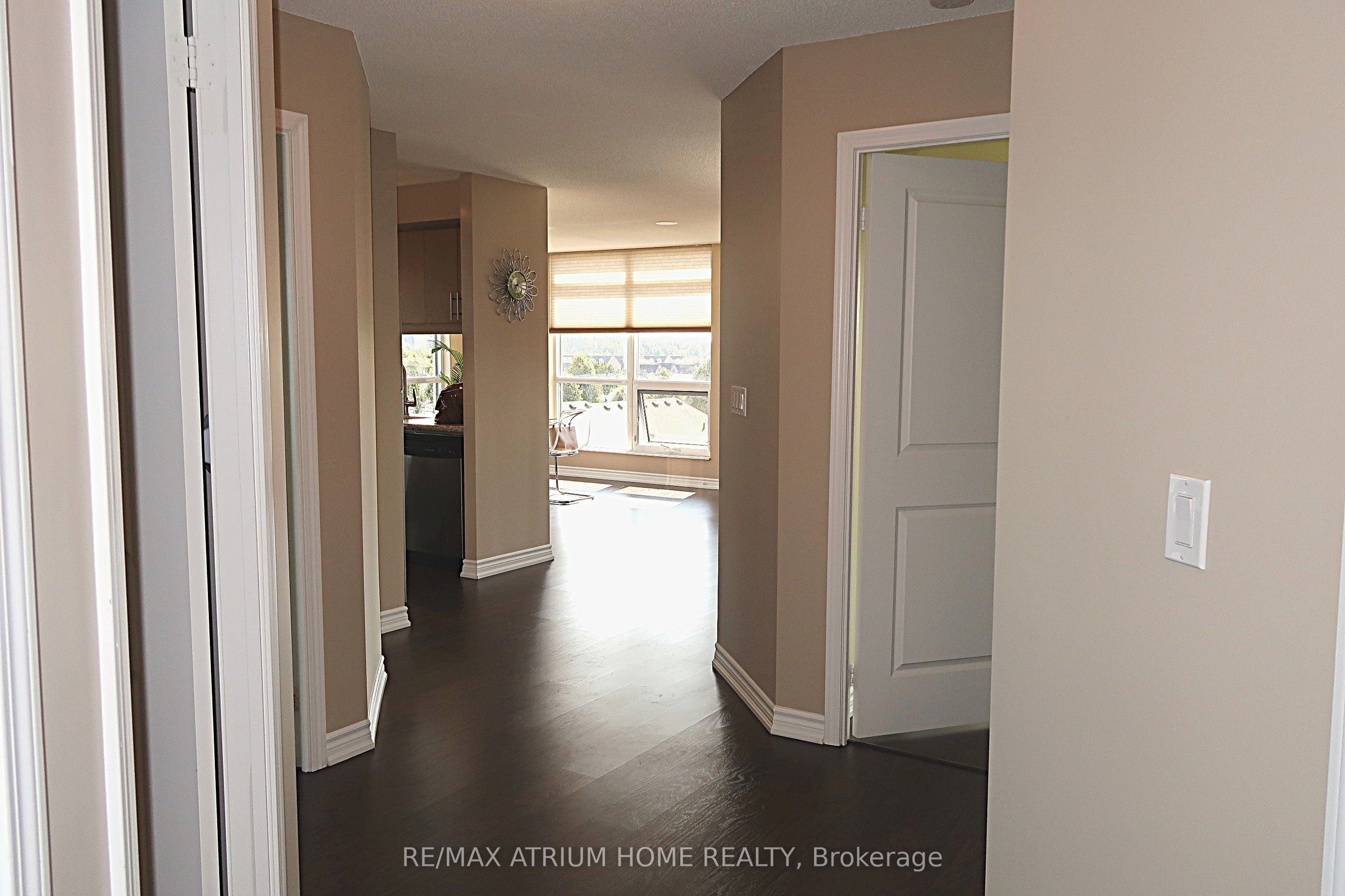 18 Harding Boulevard 608