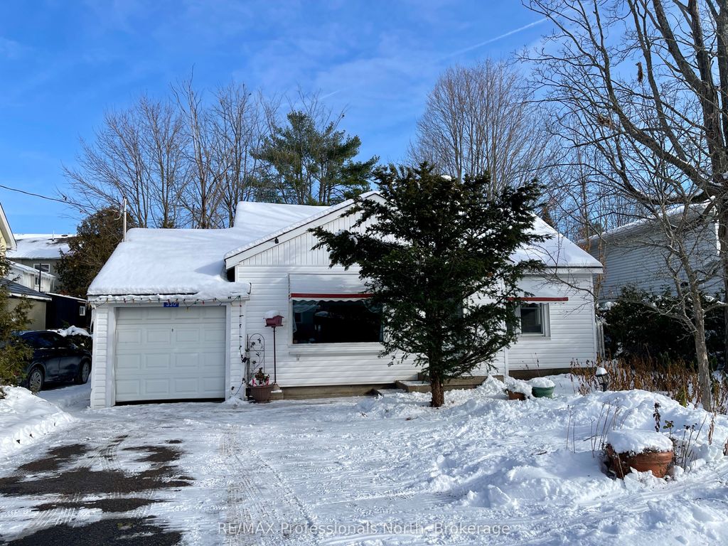 Photo of 330 John Street S, Gravenhurst, ON P1P 1J1 (MLS # X12593744)