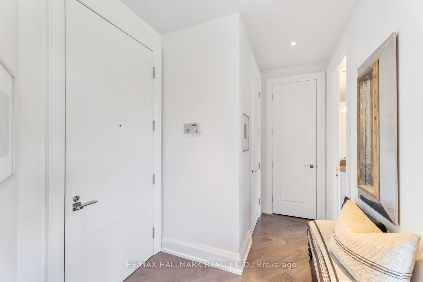 88 Davenport Road 306