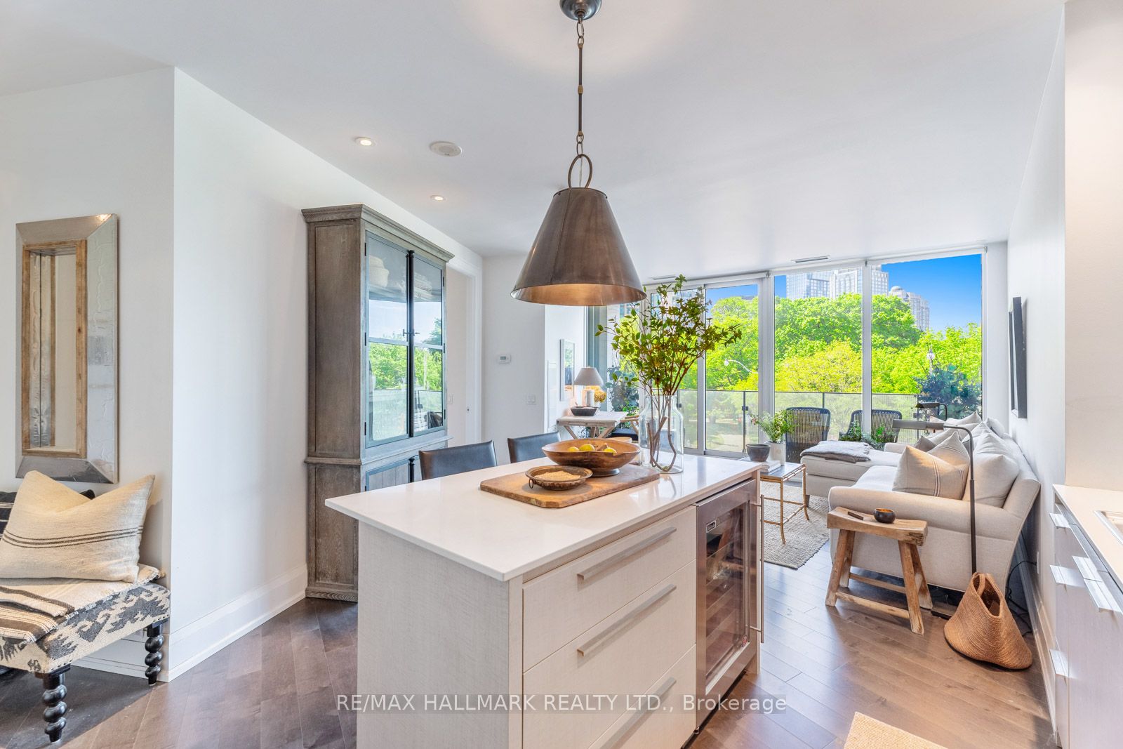 88 Davenport Road 306