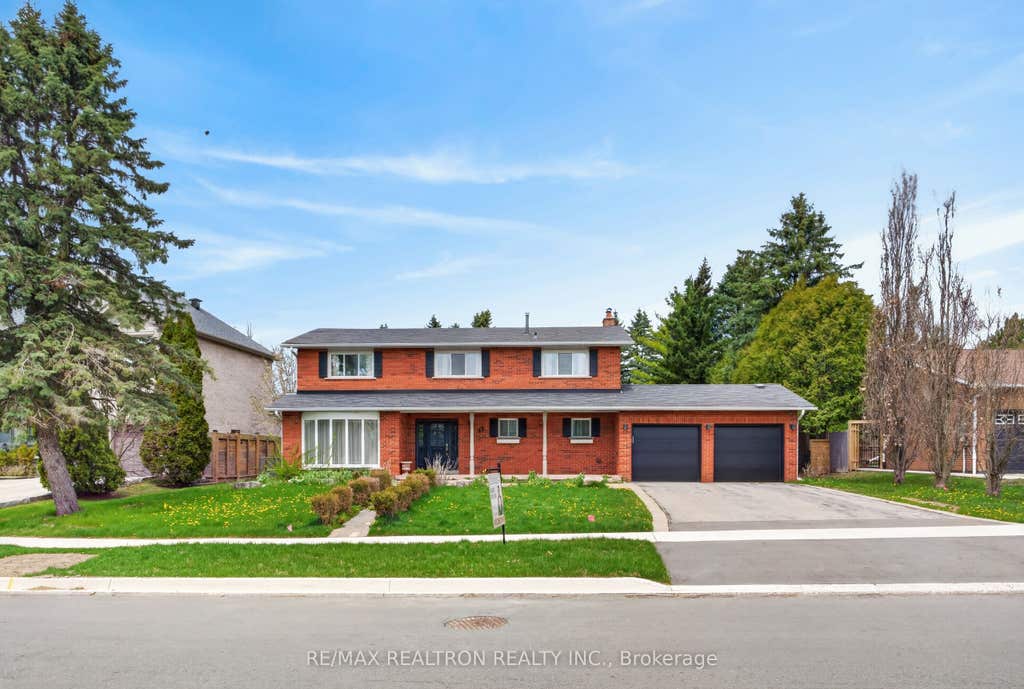 Photo of 42 Blackforest Drive, Richmond Hill, ON L4E 2N6 (MLS # N13112092)