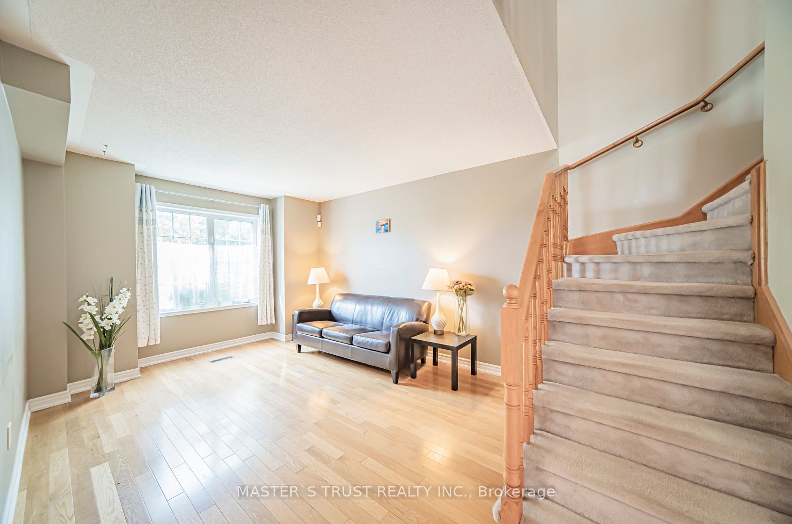 124 White's Hill Avenue