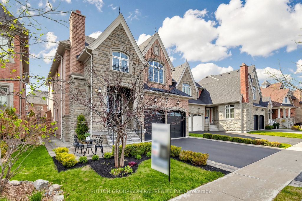 Photo of 32 Nicort Road, King, ON L7B 0B6 (MLS # N13065982)