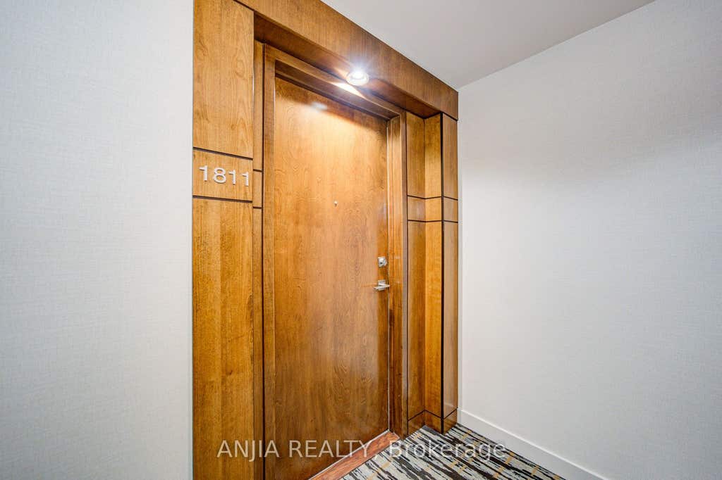 Photo of 10 Northtown Way #1811, Toronto, ON M2N 7L4 (MLS # C13654332)