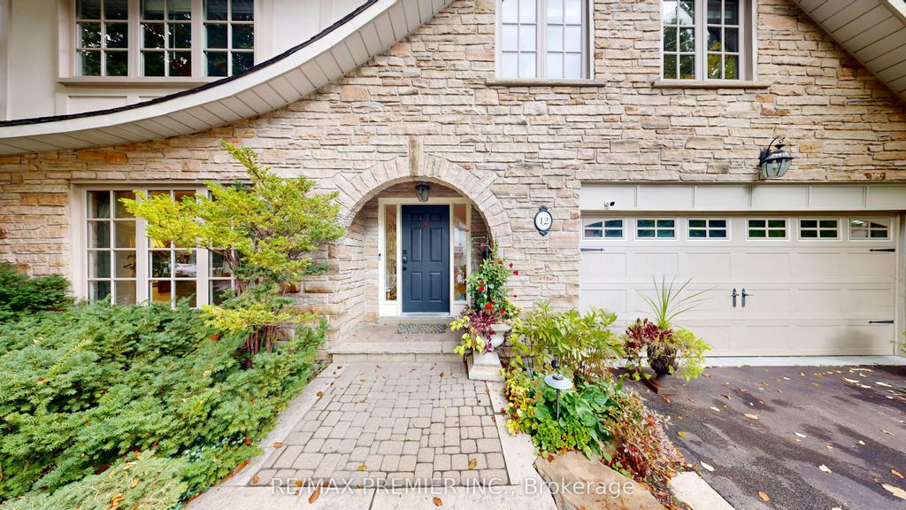 Photo of 12 Chipstead Road, Toronto, ON M3B 3E6 (MLS # C12483506)