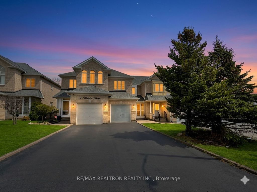 Photo of 7 Abitibi Street, Richmond Hill, ON L4C 0R1 (MLS # N13010558)