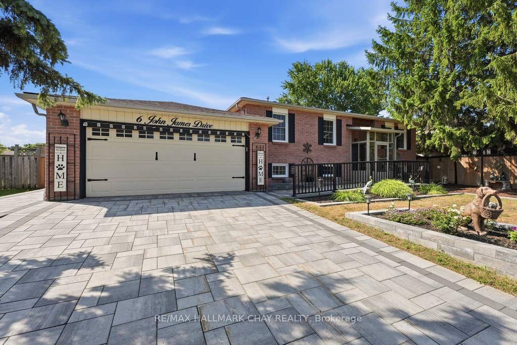 Photo of 6 John James Drive, Essa, ON L3W 0J4 (MLS # N13607588)