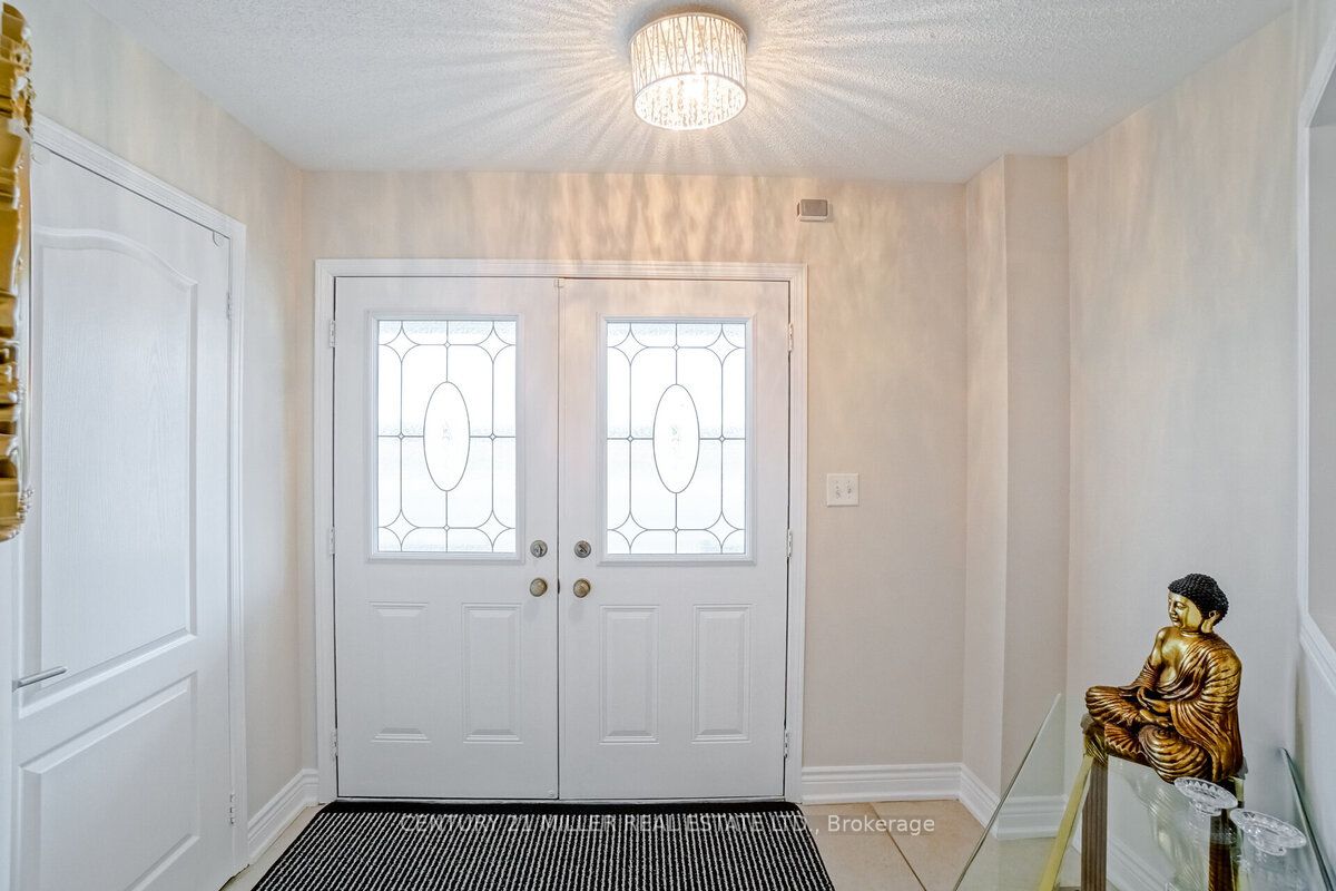 3231 Neyagawa Boulevard