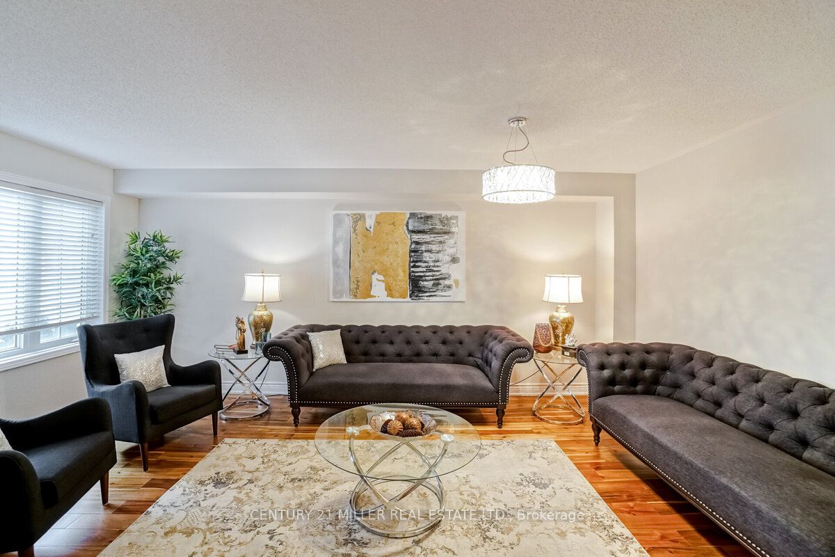 3231 Neyagawa Boulevard