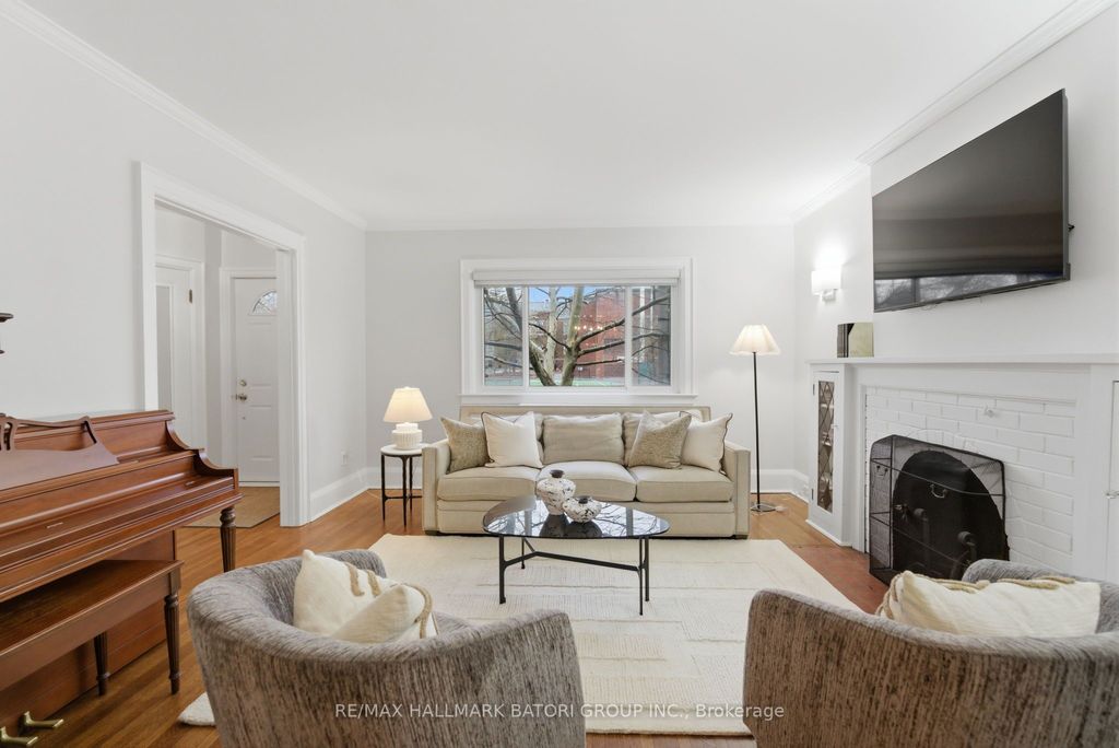 Photo of 197 Greer Road, Toronto, ON M5M 3N4 (MLS # C13090594)