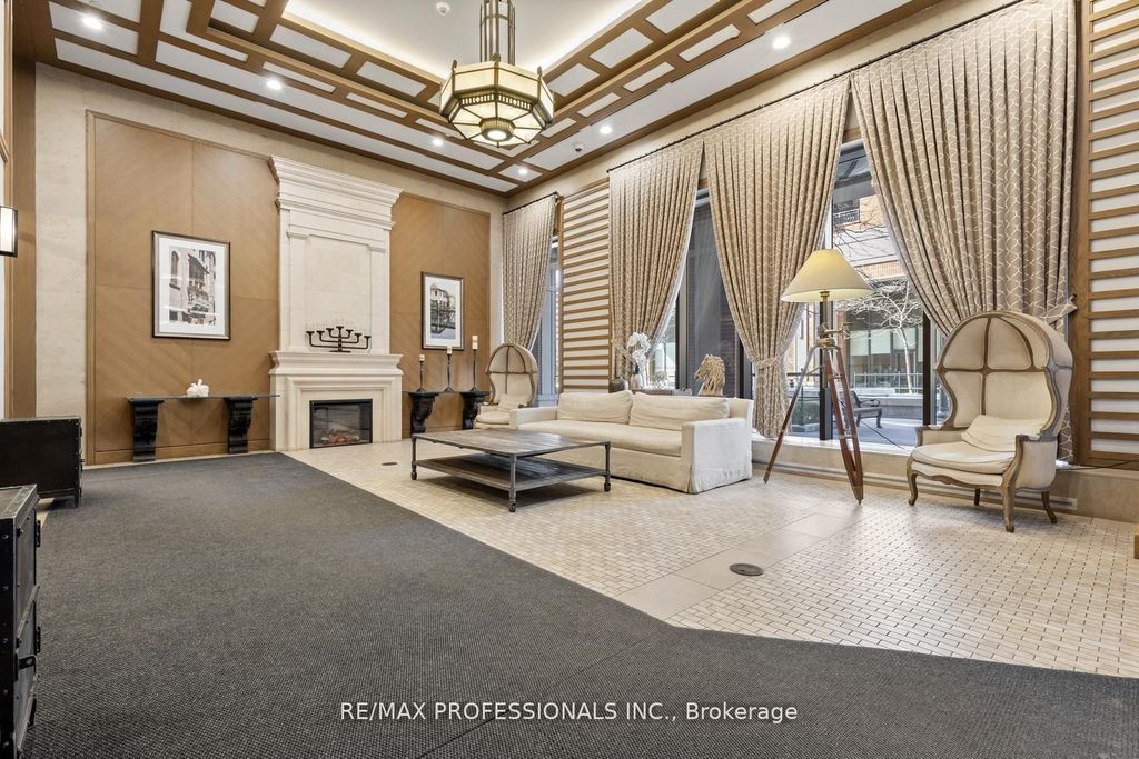 Photo of 800 Lawrence Avenue W #1014, Toronto, ON M6A 0B1 (MLS # W12378705)